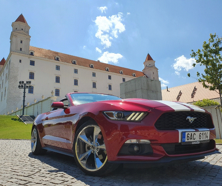 Mustang_Cabrio_Hrad_pozicaj_si_ma