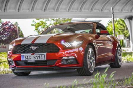 Požičaj Mustang