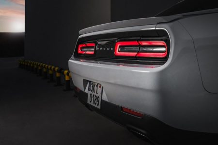 Dodge Challenger 5.7 HEMI V8